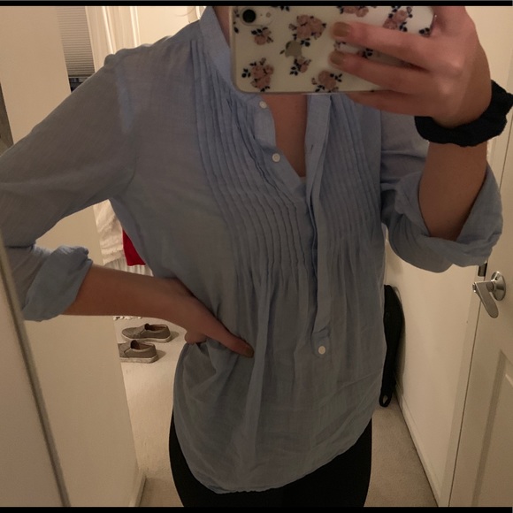 GAP Tops - GAP blouse